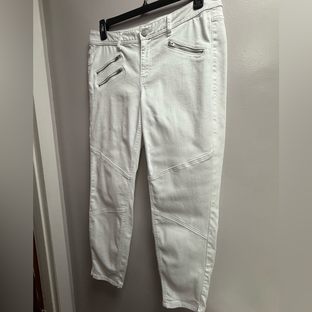 2/$29 on $20 Jeans. EUC Lane Bryant Genius White Ankle Jeans w/Zippers Sz 14